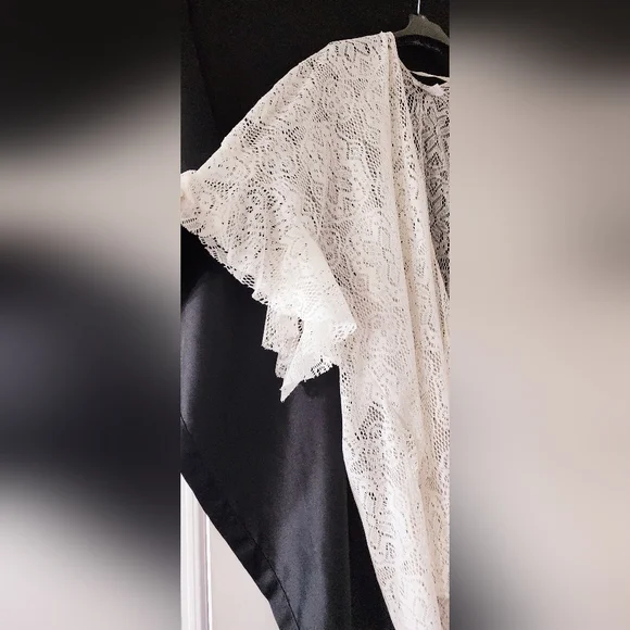 Mudd Cream Color Beach Cover-up Lacey Ruffle Sleeve Ladies Woman 1 Size Fits All - Picture 4 of 7